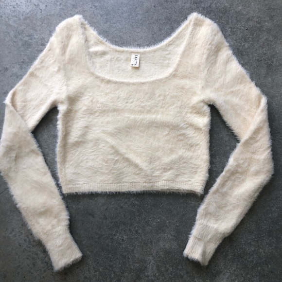 Salty Sweaters - NWOT Salty fuzzy cropped sweater size small